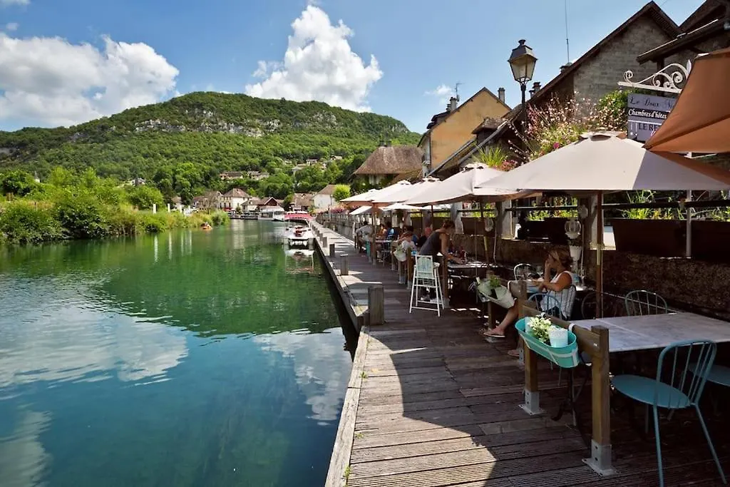 Confort Entre Lac Et Montagne Tresserve 0*,  Fransa
